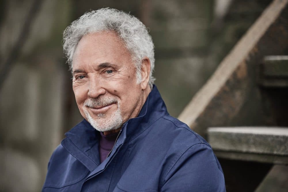 the voice coach tom jones