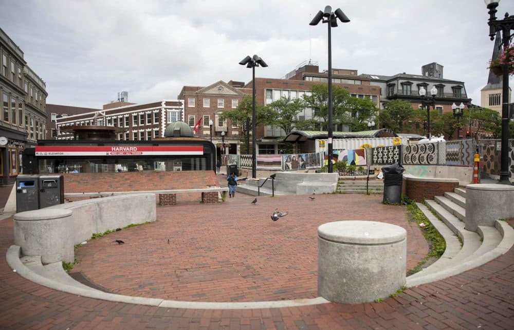 One last hang at the Pit in Harvard Square WBUR News