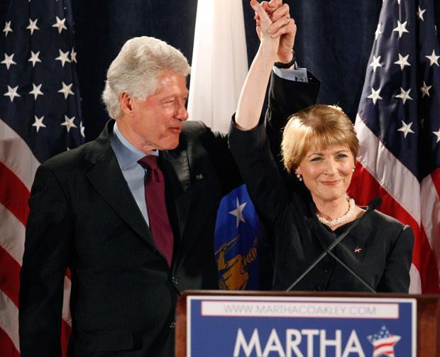 0115_clinton-coakley_620