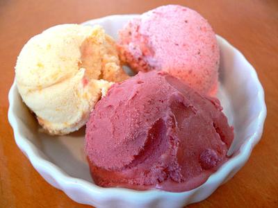 Fruit ice cream. (Courtesy jessicafm/Flickr)