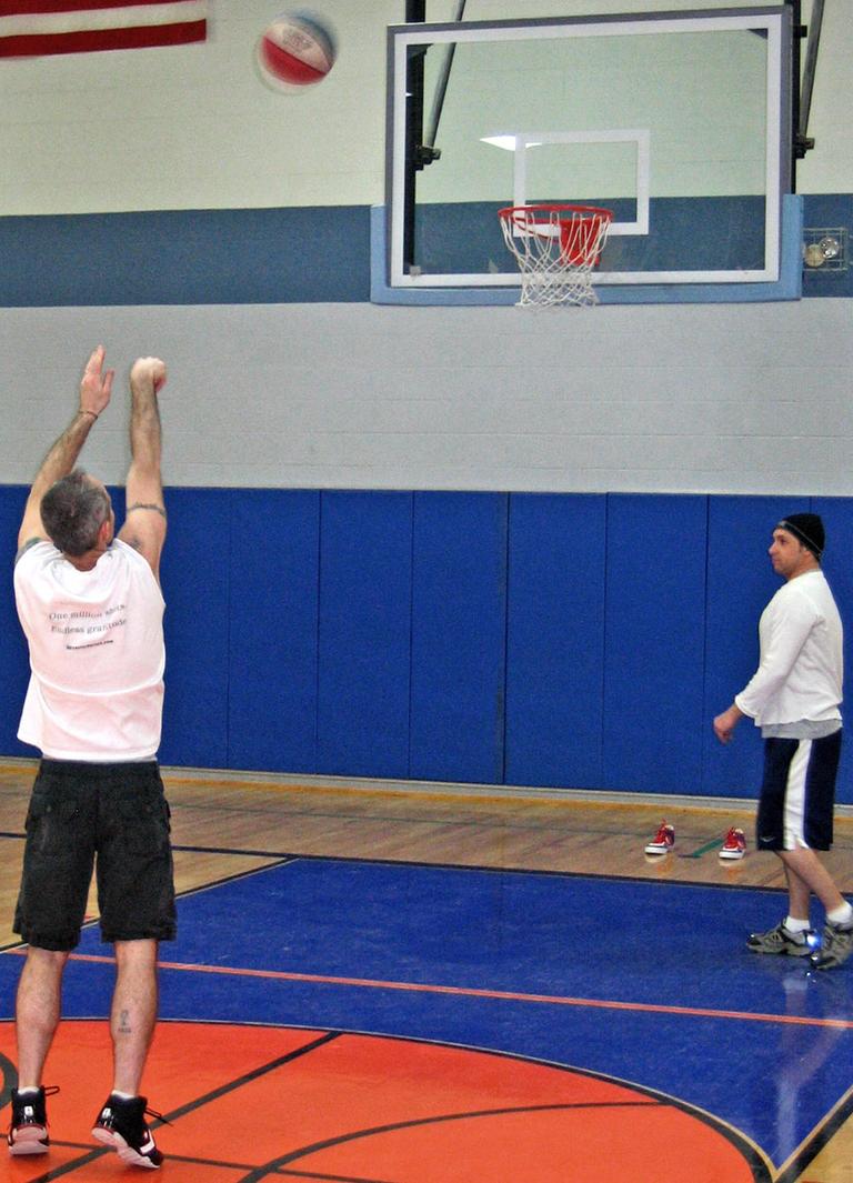 Dave Cummings shooting his way to 1 million. (Doug Tribou/WBUR)