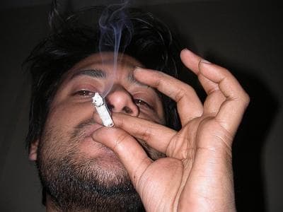 Stoners Dumber If They Start On Pot Younger, Small Study Finds