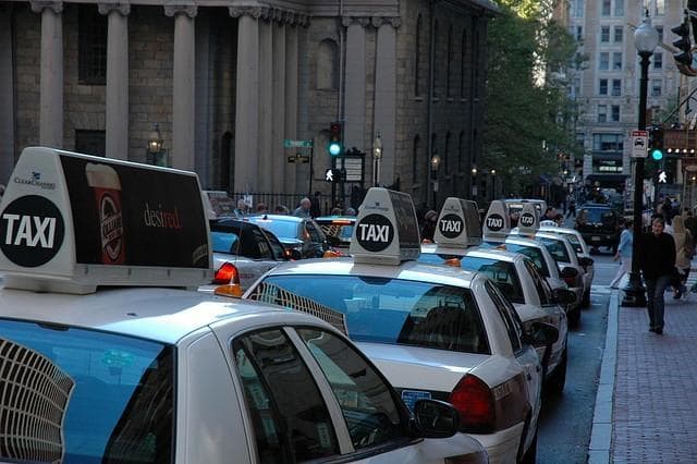 Boston Cabbies: Delays, Tech Problems Make Accepting Credit Cards Difficult