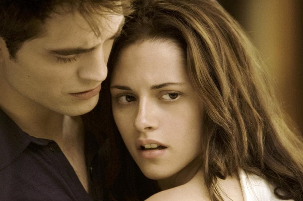 Actor Robert Pattinson and Actress Kristen Stewart in the "Twilight" movie series. (AP)