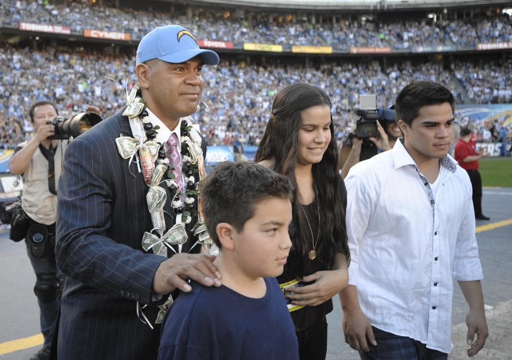 Researchers investigating an illness caused by head injuries are interested in studying NFL star Junior Seau's brain. (AP)