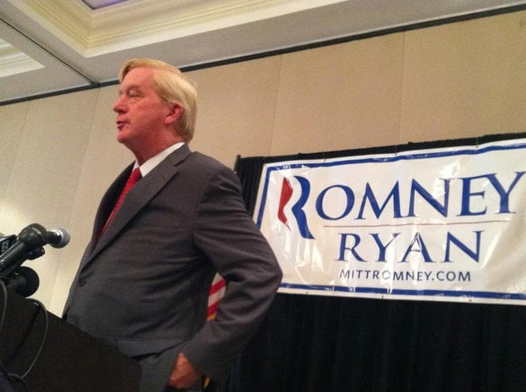 Former Gov. William Weld speaks to Massachusetts convention delegates Tuesday. (Monica Brady-Myerov/WBUR)