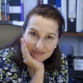 Headshot of Linda J. Bilmes