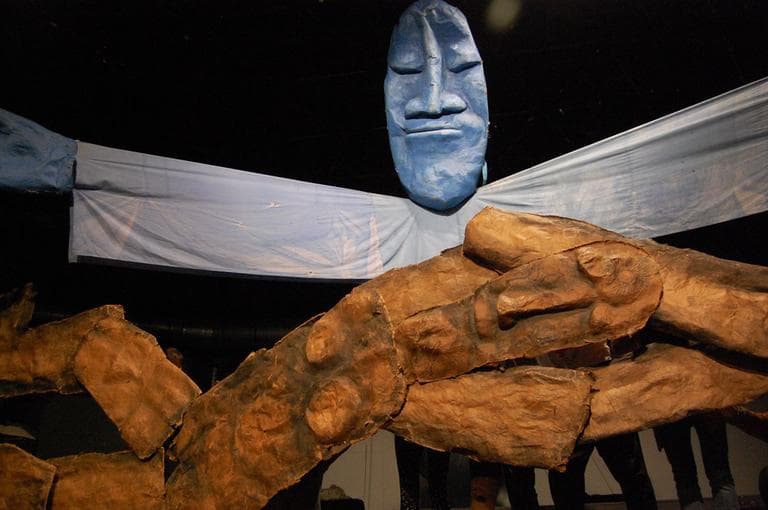 The Mother Earth and Sky puppets from Bread and Puppet Theater's "The Possibilitarians." (Greg Cook)