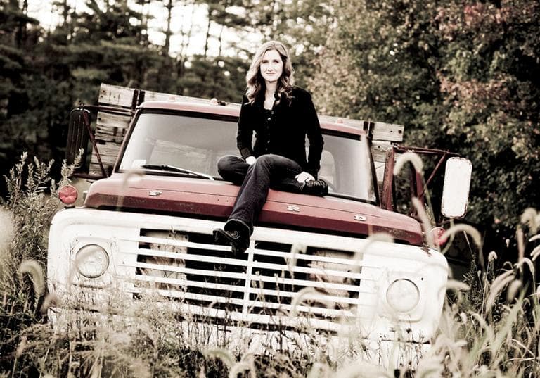 Singer Amy Black (amyblack.com)