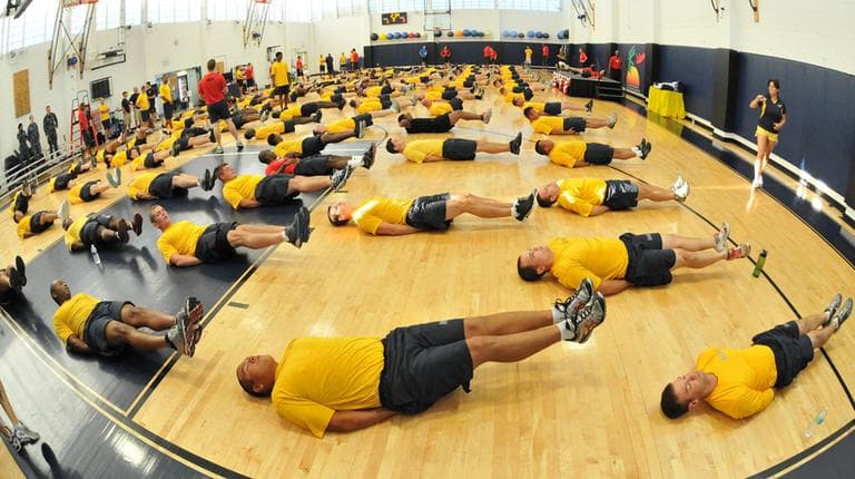 In this 2011 photo, U.S. Navy sailors participate in  intense 10-minute workout intervals. (Mass Communication Specialist 2nd Class Michael K. McNabb/U.S. Navy)