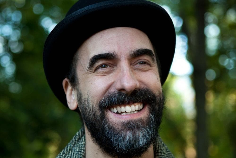 Musician Rob Morsberger. (Daniel Oppenheim)