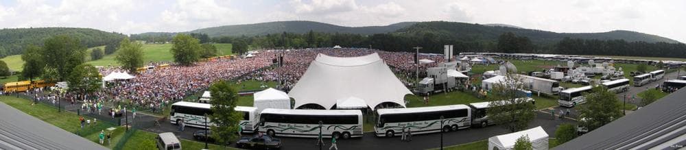 The 2007 induction ceremony was the largest in history. (The National Baseball Hall of Fame and Museum)