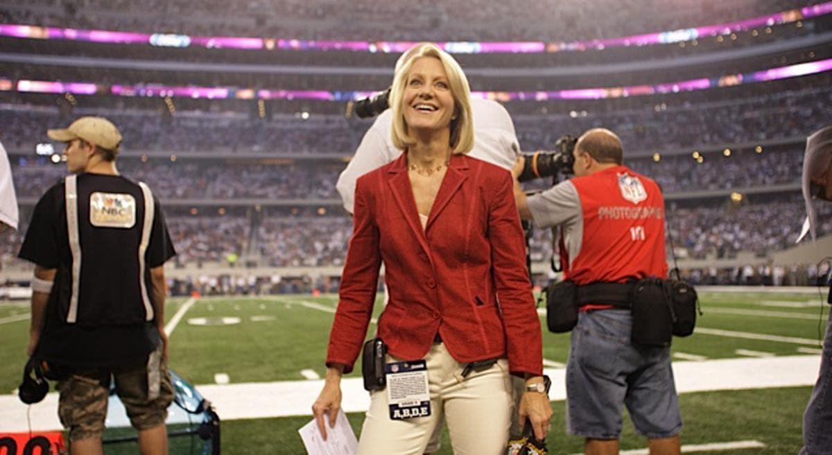 Andrea Kremer on the sidelines for NBC Sunday Night Football. (Courtesy of the author) 