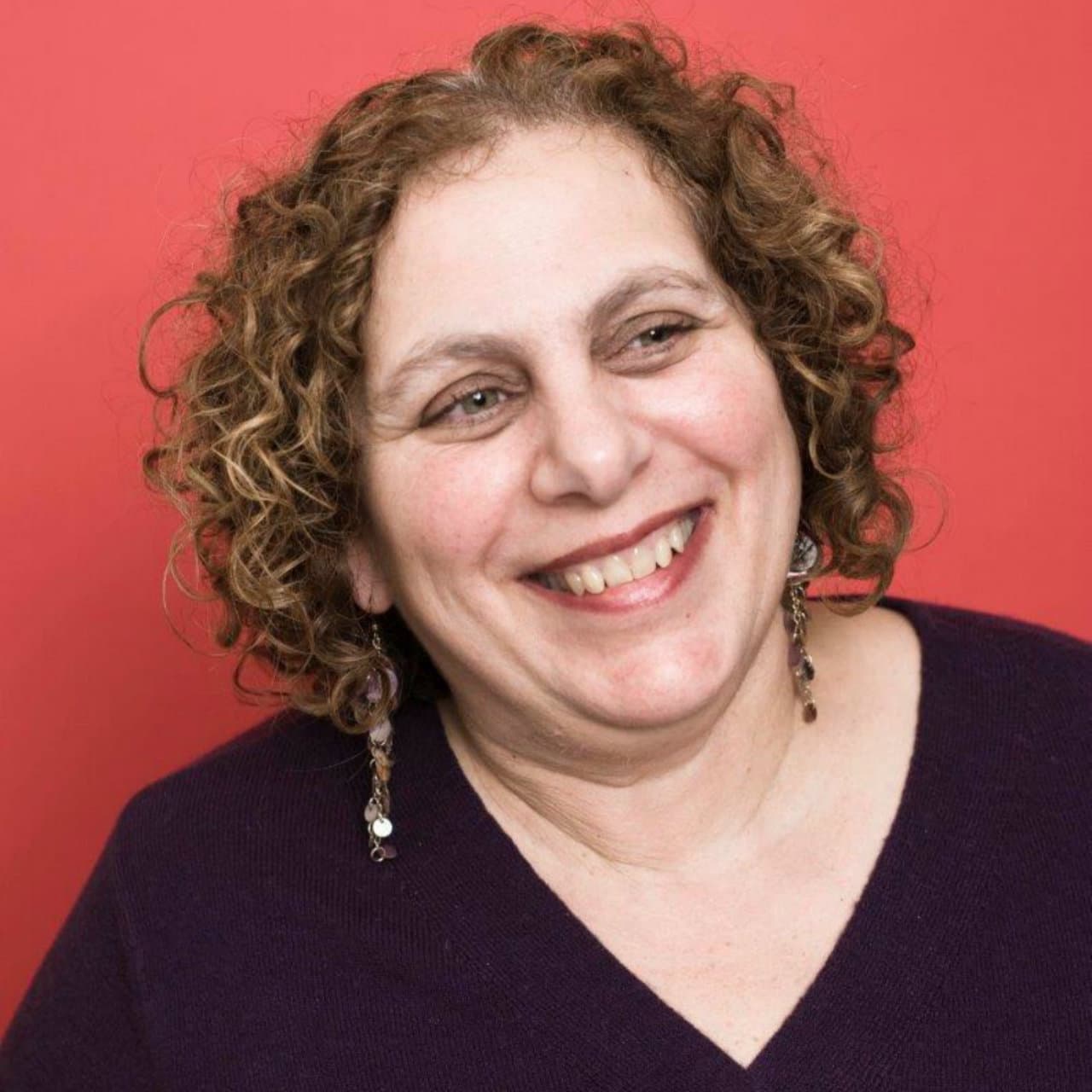 Headshot of Julie Wittes Schlack