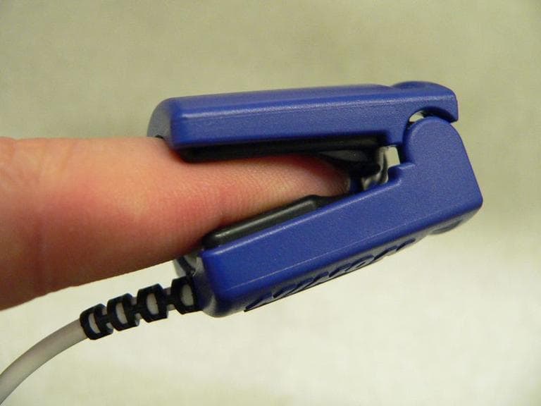 Pulse oximeter (Wikimedia Commons)