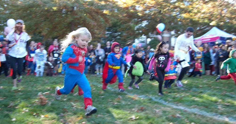 The kids race at Pacific Street Park. (Greg Cook)