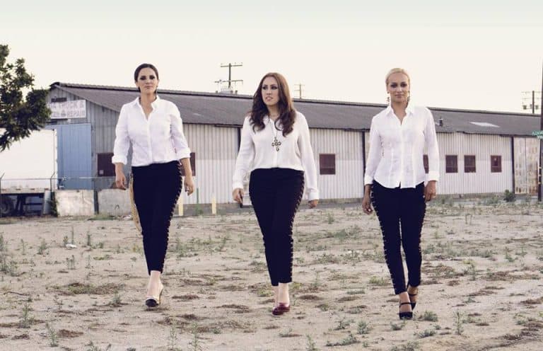 From left, Nelly Cortez (guitarron, vocals), Suemy Gonzalez (violin), and Stephanie Amaro (guitar) are Trio Ellas. (Ernesto Casillas)
