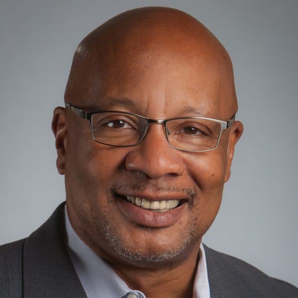 Headshot of Warren Simmons