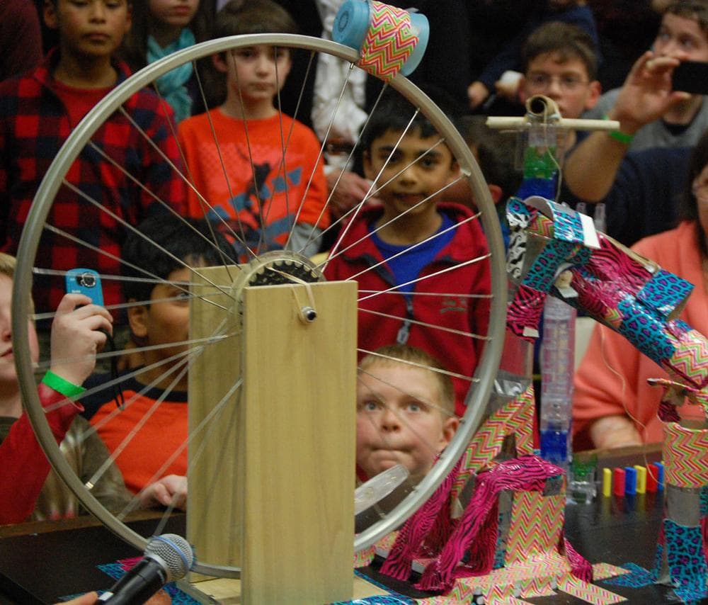 The Friday After Thanksgiving Chain Reaction at Massachusetts Institute of Technology. (Greg Cook)