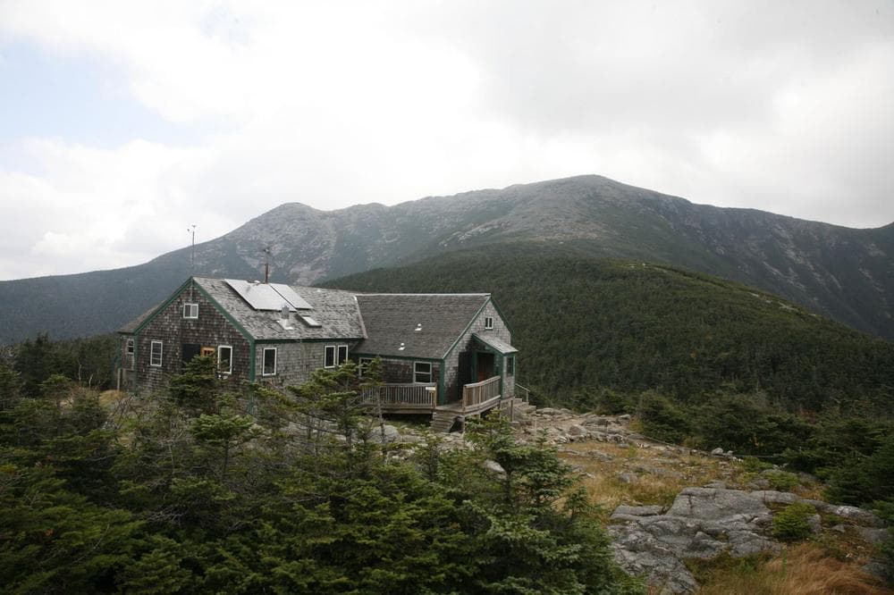 Greenleaf hut, where Elissa Ely rested after an "agonizing" hike in the White Mountains. (Herb Swanson/Appalachian Mountain Club/AP)