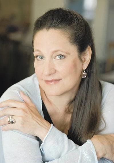 Jayne Anne Phillips (Elena Seibert)