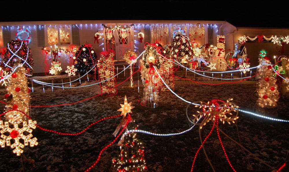 5 Laurine Road, Saugus. (Greg Cook)