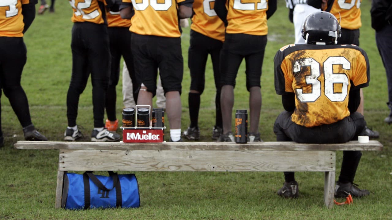 In order to fill their rosters -- and to score tuition dollars -- many Division III colleges recruit high school players off the bench. (Ann Heisenfelt/AP)