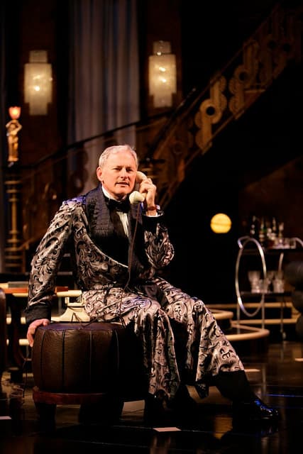 2007: Victor Garber in "Present Laughter." (T. Charles Erickson)