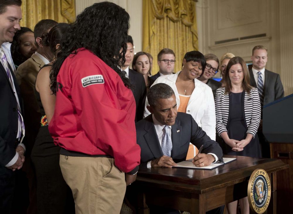 President Obama signed an executive order Monday that aims to reduce the burden of student loan debt. (Pablo Martinez Monsivais/AP)