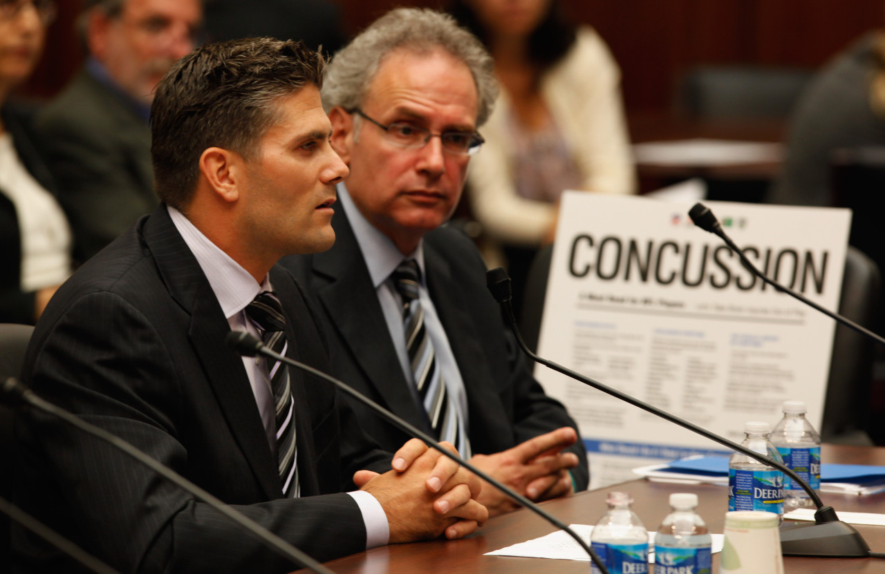 Sean Morey, former NFL athlete and current executive board member for the NFL Players' Association, is one of the ex-players involved in the effort to intervene in the ongoing concussion lawsuit. (Chip Somodevilla/Getty Images)