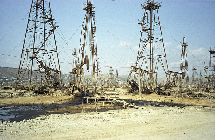 Peter Cusack's sound recordings took him to the old oil fields of Azerbaijan. (Peter Cusack/sounds-from-dangerous-places.org)