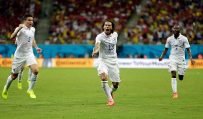 A 'Signature Signing': Revs Land Jermaine Jones