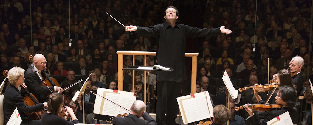 Andris Nelsons conducts the Boston Symphony Orchestra (Courtesy Marco Borggreve/BSO)