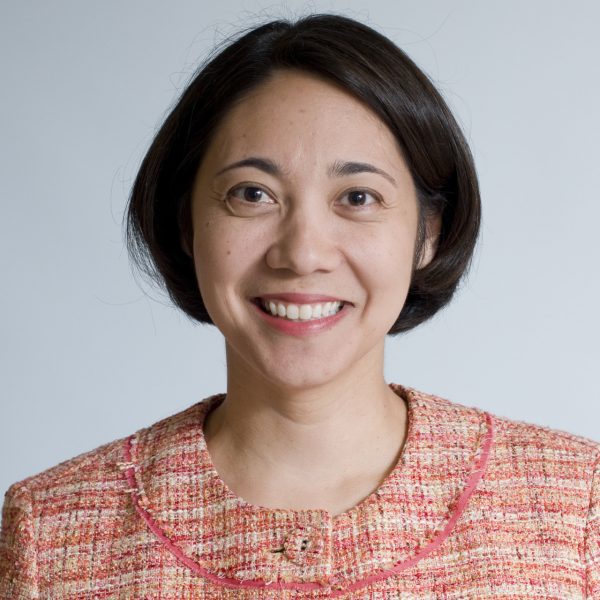 Headshot of Lecia V. Sequist