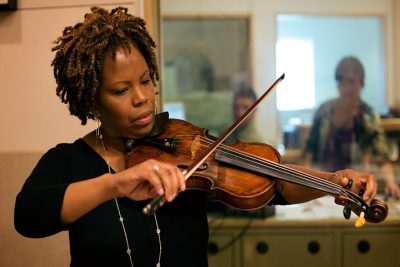 Violinist Regina Carter. (Robin Lubbock / WBUR)