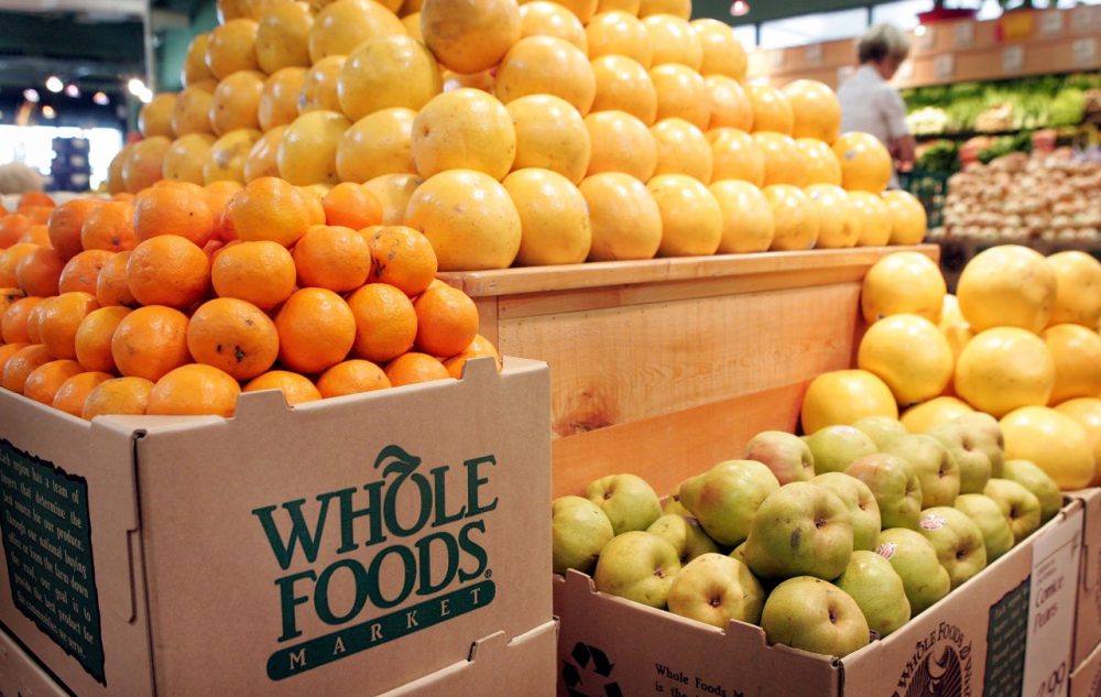   Fresh fruit is displayed at a Whole Foods store on May 4, 2006 in Chicago, Illinois.  (Photo by Scott Olson/Getty Images)