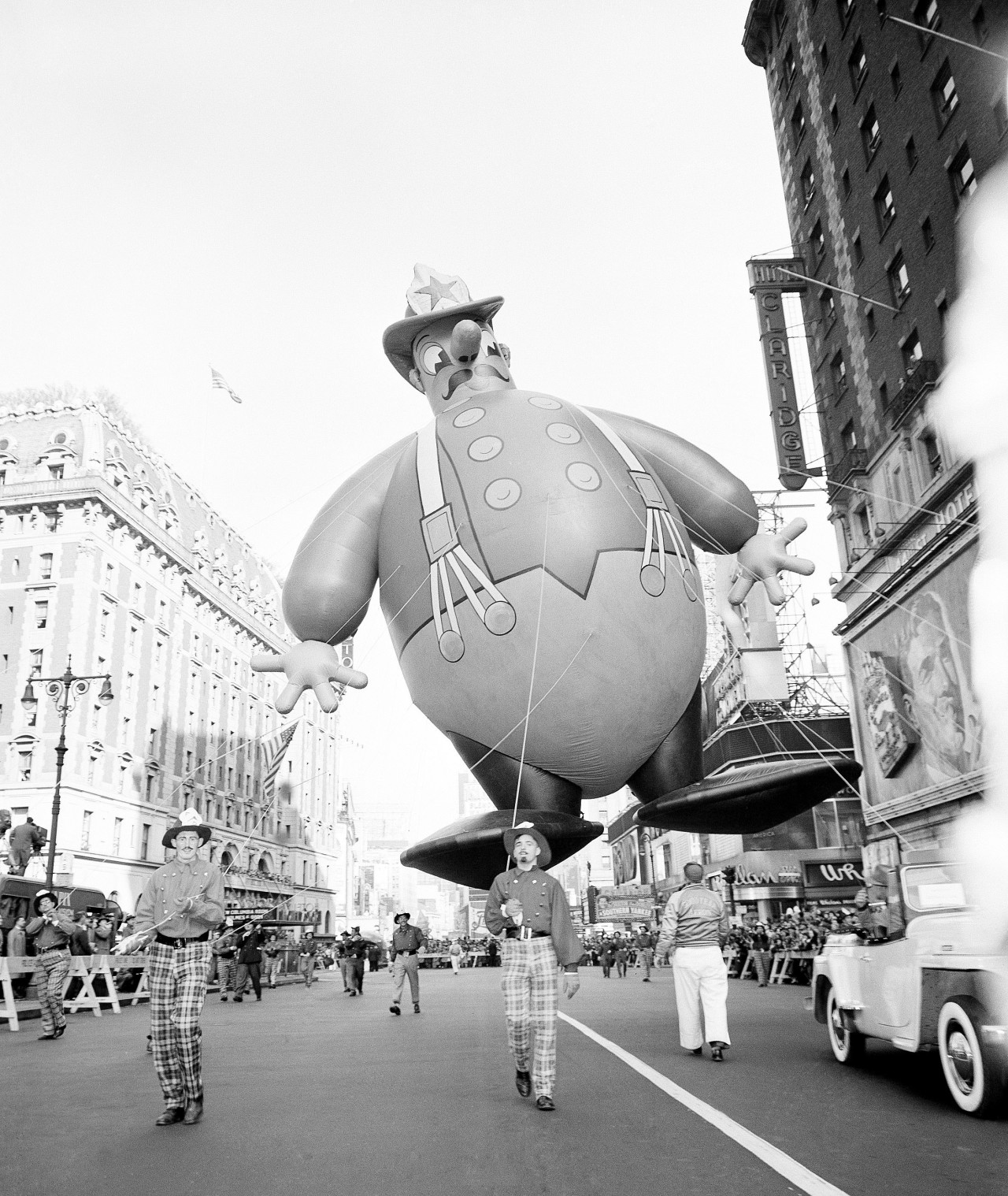 A balloon of a comic fireman in 1948. (John Rooney/AP)