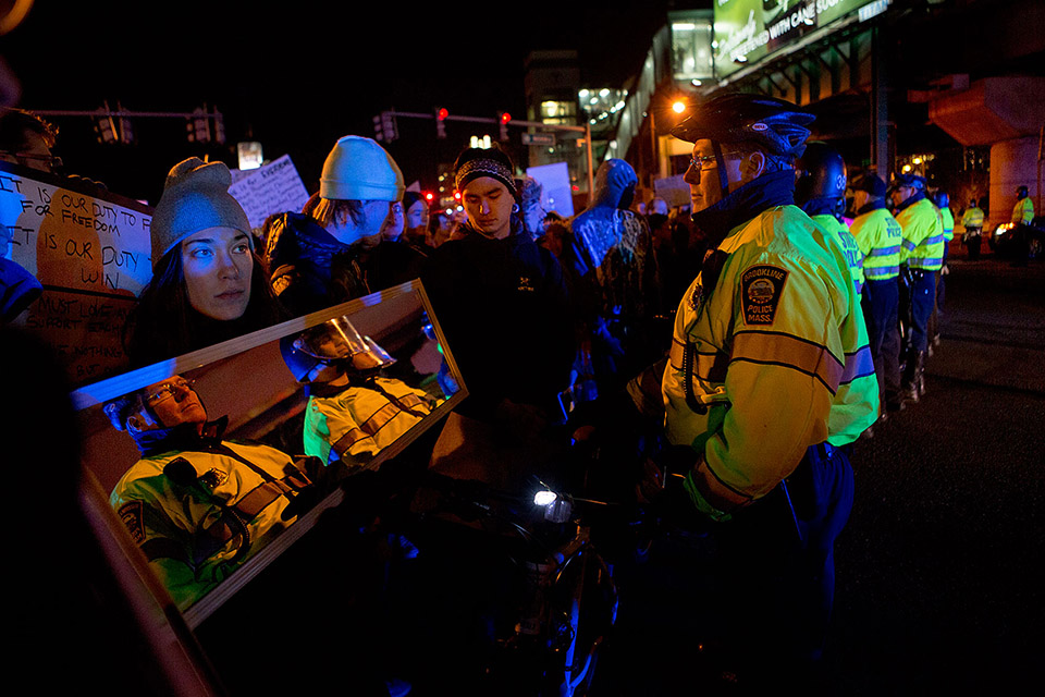 Police block protesters from accessing highway and tunnel ramps near Charles Street. (Robin Lubbock/WBUR)