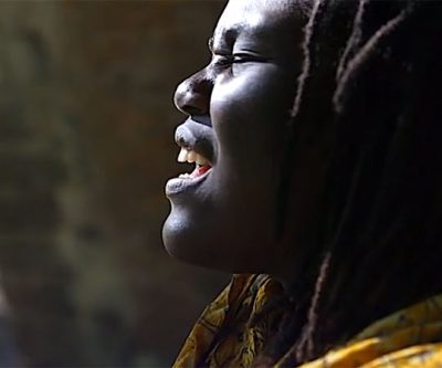 Mal Devisa: Just A Bass Guitar And, Oh, That Soulful Voice