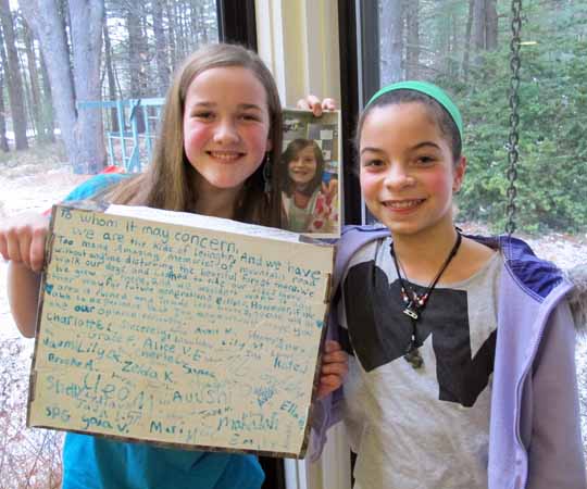 Young environmentalists take action in Lexington, Mass. (Andrea Shea/WBUR)