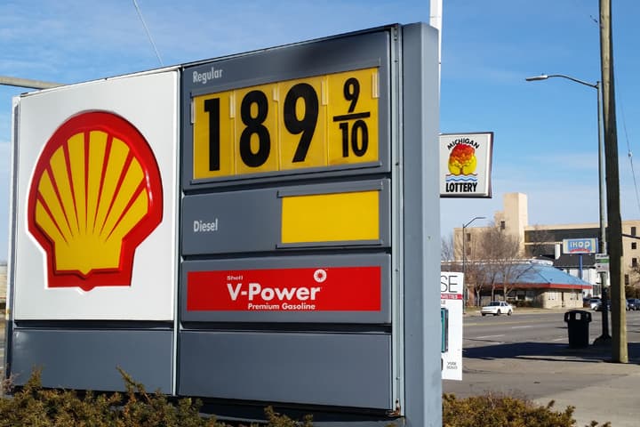 A sign shows the price of gasoline at a Shell station near downtown Detroit on Thursday, Jan. 1, 2015. AAA Michigan said that the average cost of self-serve unleaded gasoline in the state was $1.97 a gallon, the first time the price has fallen below $2 a gallon since March 2009 and down 9 cents since the beginning of the week.  (AP)