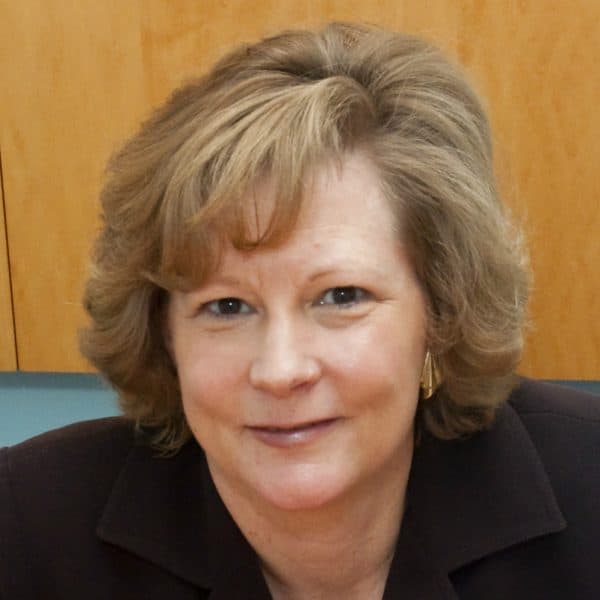 Headshot of Jennifer Davis