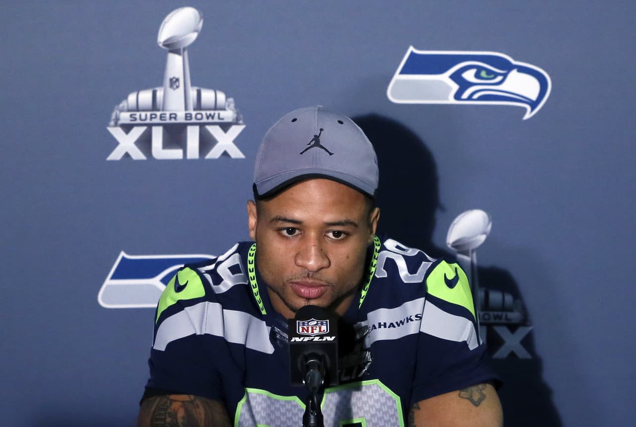 Seattle Seahawks&#039; Earl Thomas answers a question at a news conference for NFL Super Bowl XLIX football game Wednesday in Phoenix. (Matt York/AP)