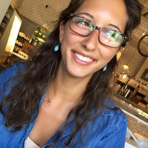 Headshot of Emma-Jean Weinstein