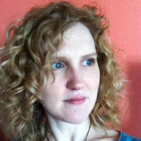 Headshot of Naomi Shulman