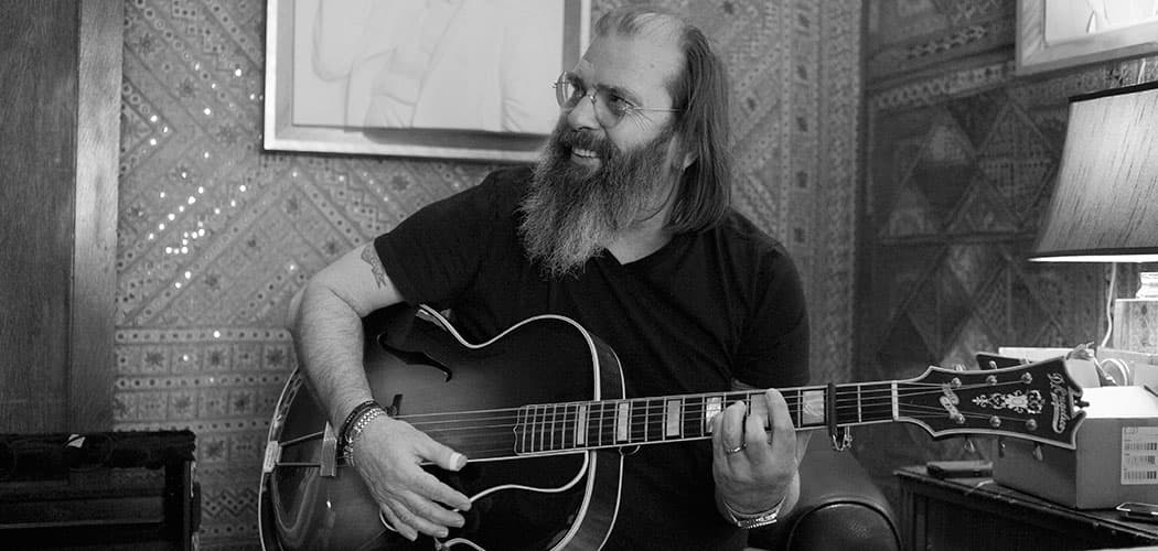 Steve Earle. (Ted Barron)