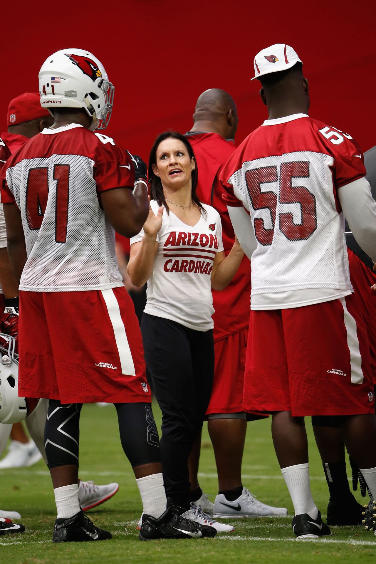 NFL's first female coach Jen Welter cold-called the Cardinals - Yahoo Sports