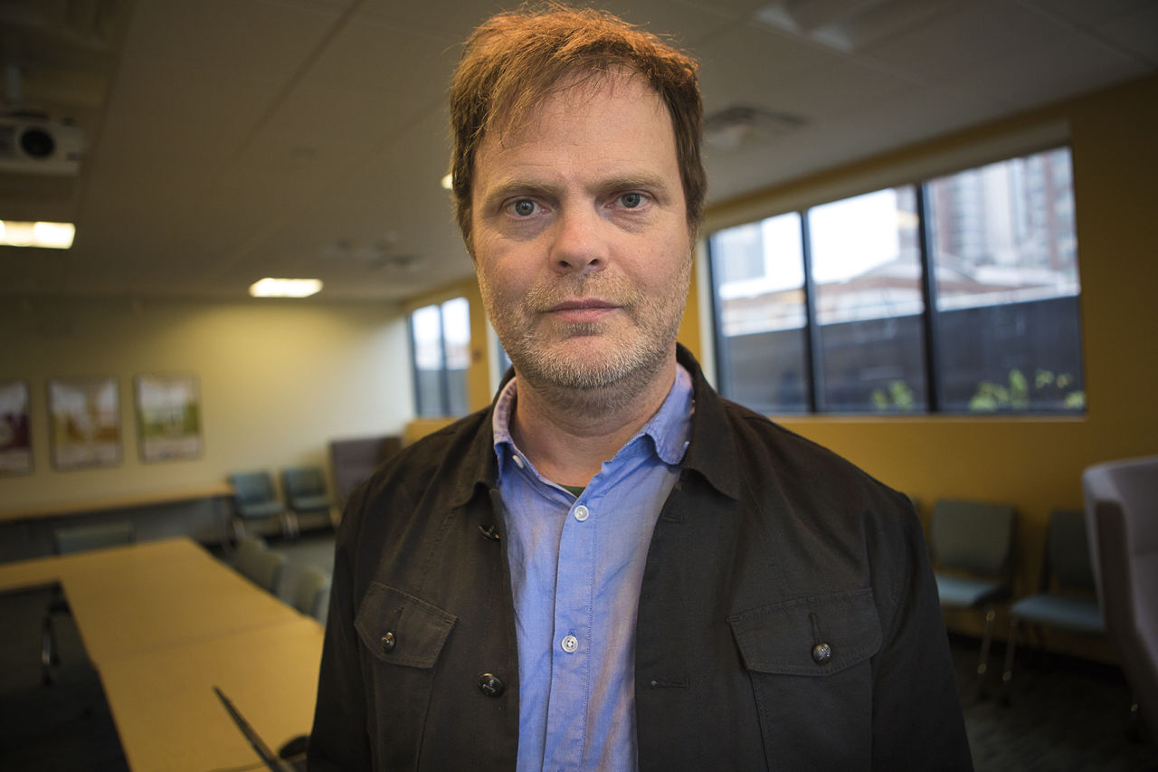 Rainn Wilson is pictured at the WBUR studios on November 11, 2015. (JesseCosta/WBUR)