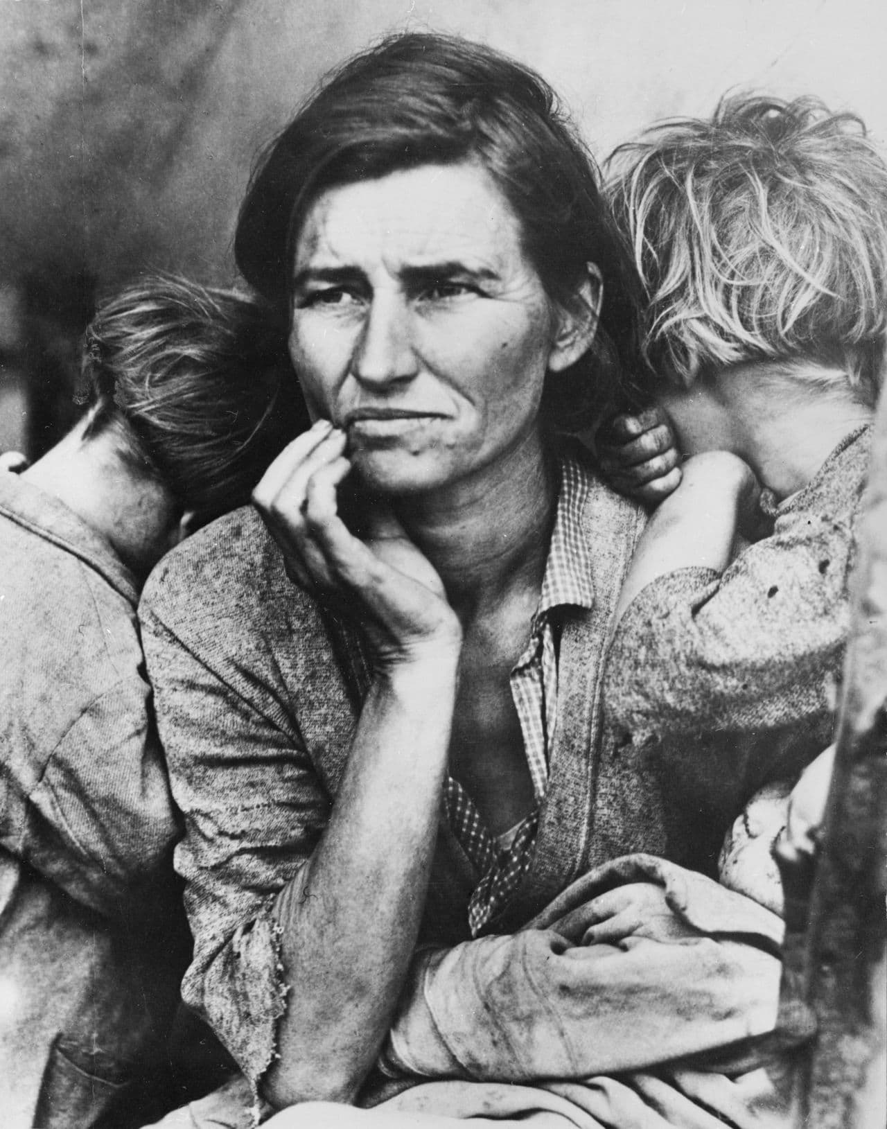 According to Thompson, this image hangs in the hall of Levi's Stadium. (Dorothea Lange/Getty Images)