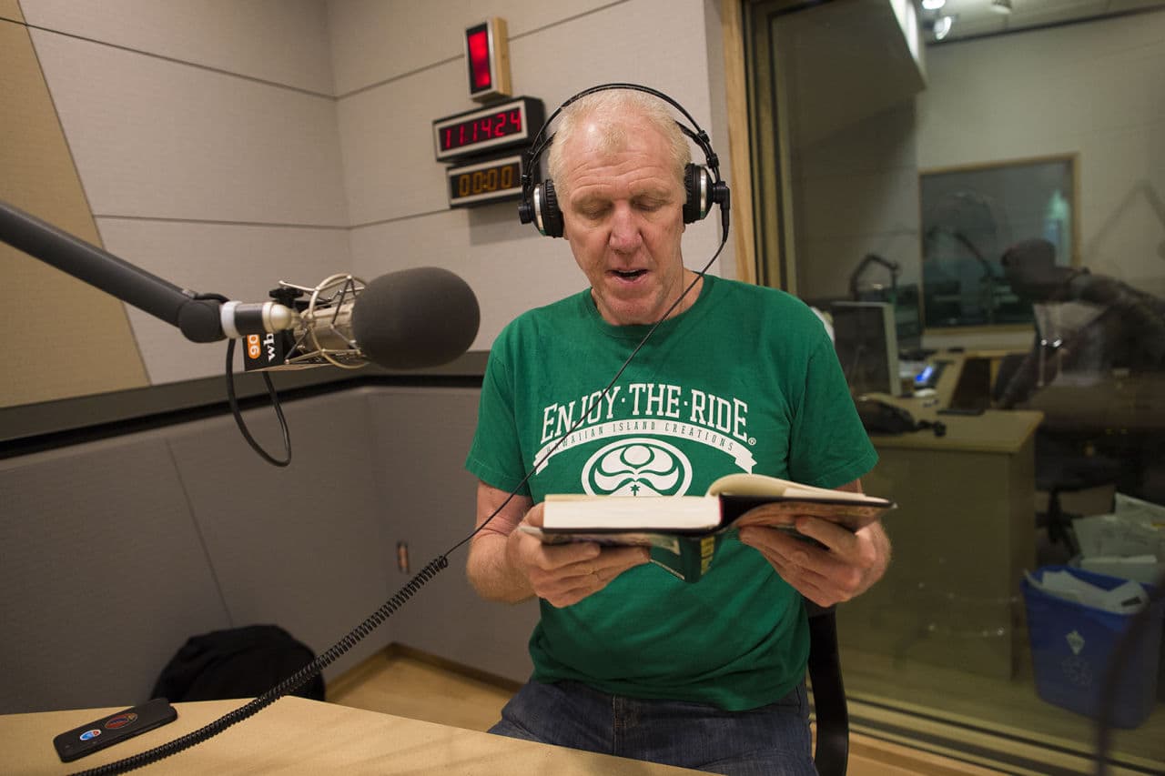 Bill Walton reads from his new book, 'Back From the Dead'